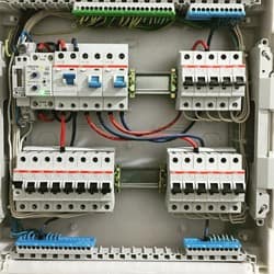 МОНТАЖ ЭЛЕКТРОЩИТА